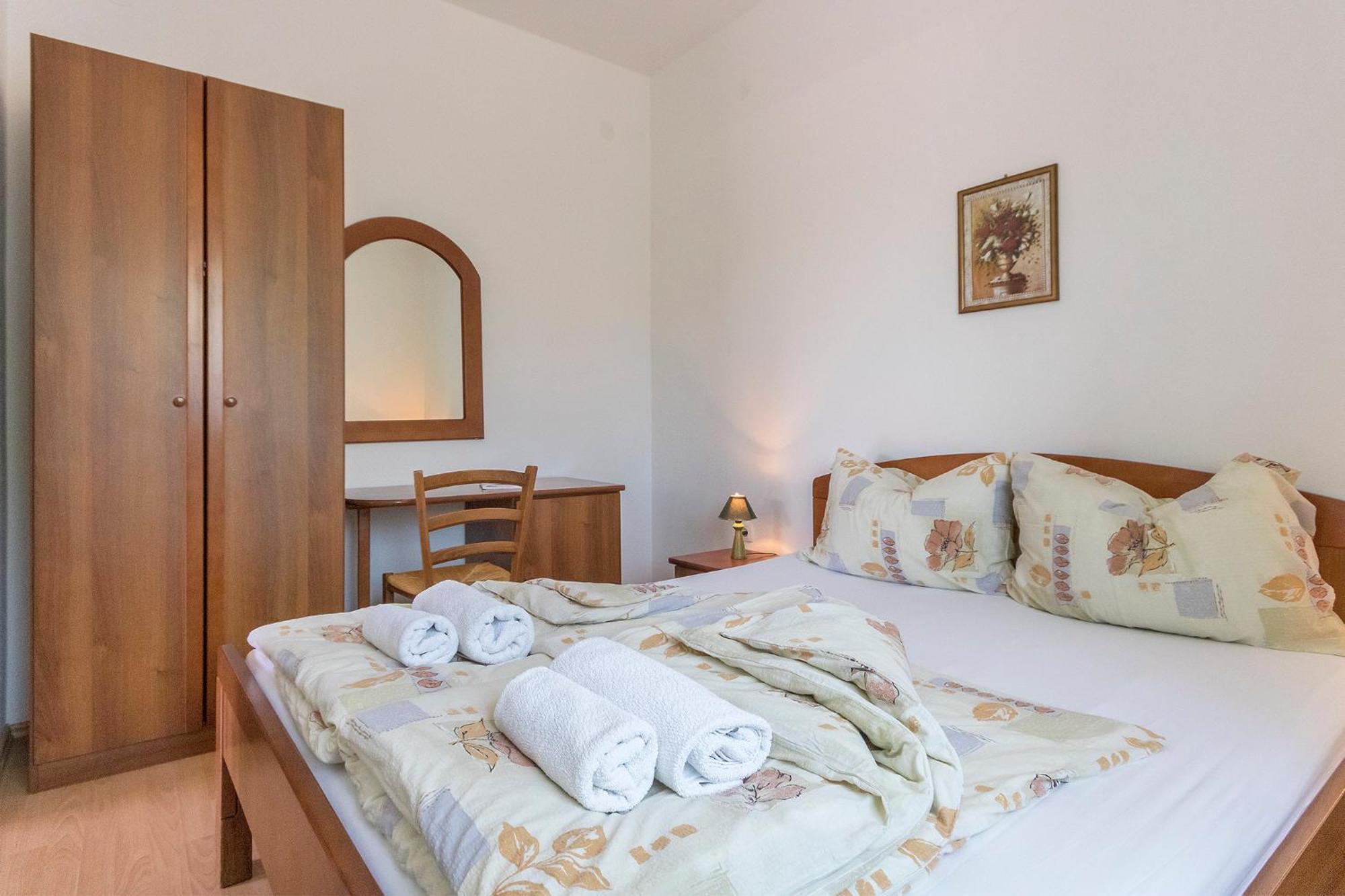 Apartments And Rooms Villa Chiara Krnica Eksteriør bilde