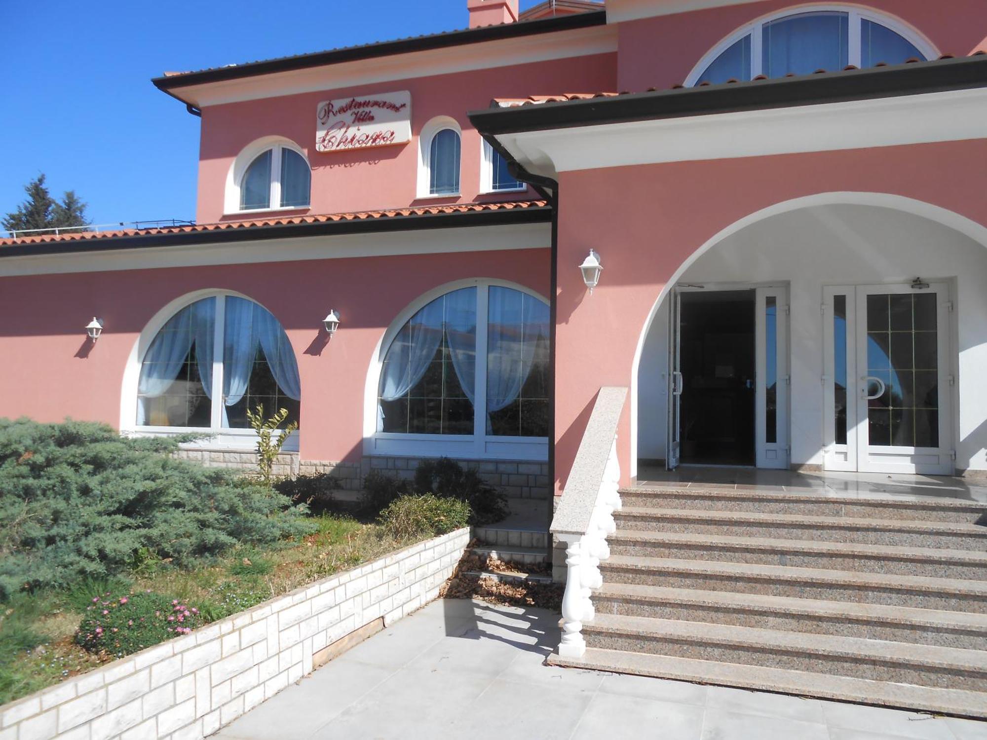 Apartments And Rooms Villa Chiara Krnica Eksteriør bilde